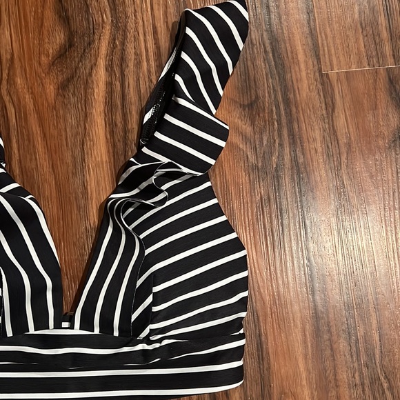 Sea Level Swim French Frill Stripe Bralette Bikini Top - Picture 6 of 13